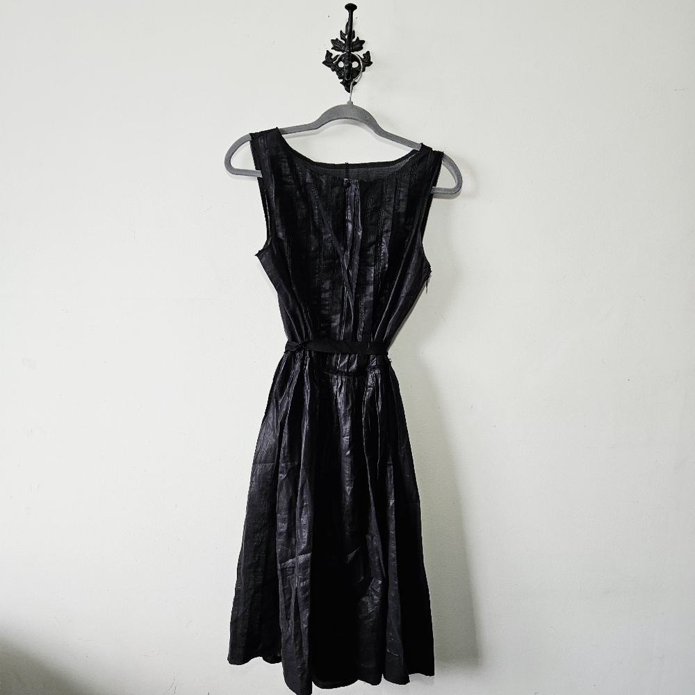 Club Monaco Tie Waist Dress Size 8 Sleeveless Black Fitted Waist Midi EUC - Picture 3 of 7